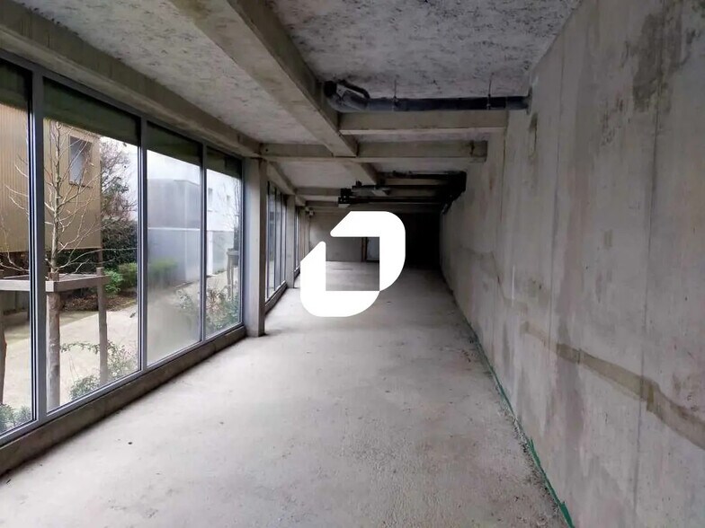 Bureau dans Bordeaux à louer - Photo de l’immeuble – Image 3 sur 6