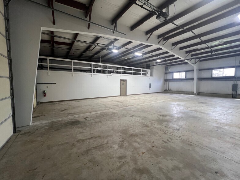 6320 W Bruns Rd, Monee, IL à louer - Photo principale – Image 1 sur 9