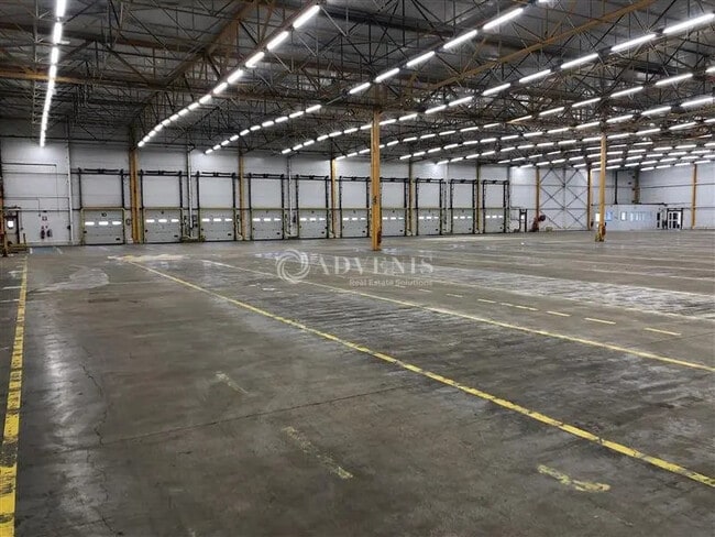 Plus de détails pour Industriel/Logistique à louer