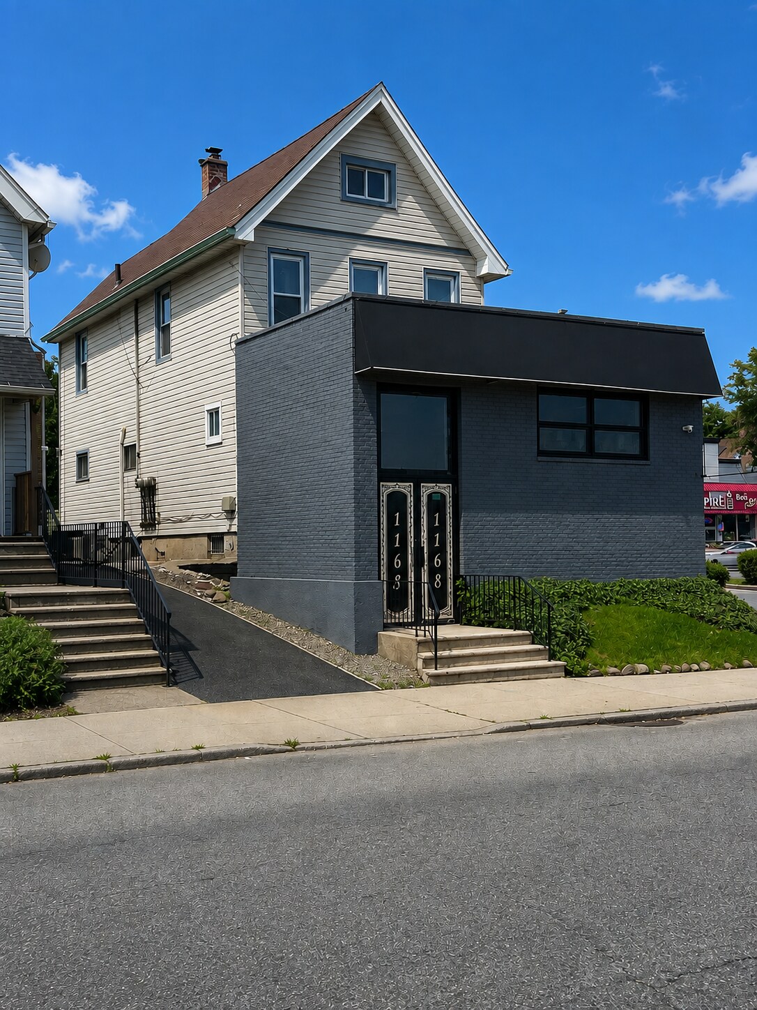 1168 Forest Ave, Staten Island, NY à vendre Photo de l’immeuble– Image 1 sur 27