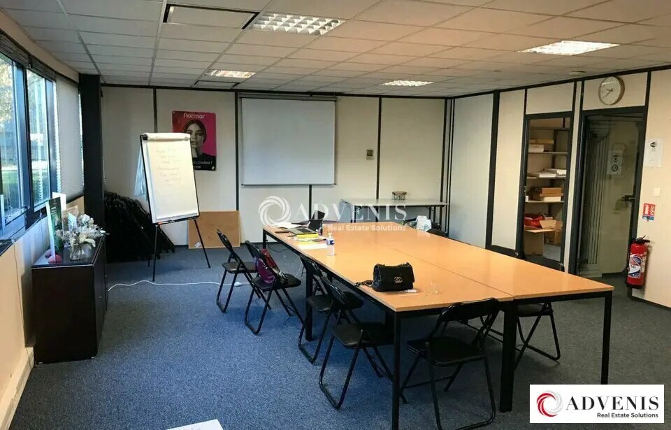 Bureau dans Mérignac à louer Photo de l’immeuble– Image 1 sur 12
