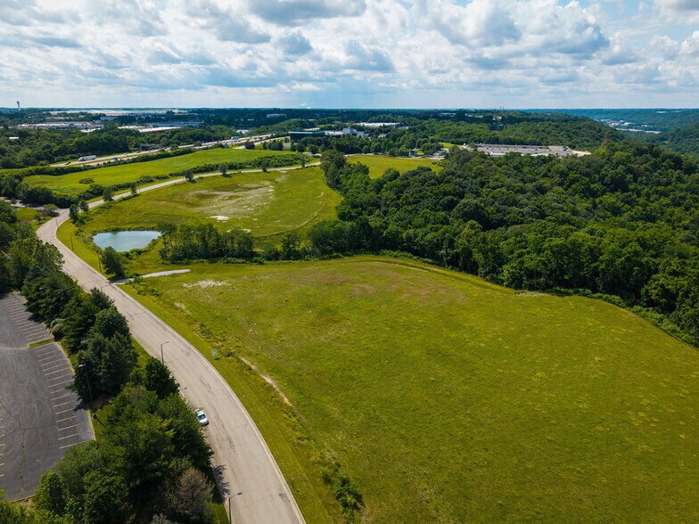 Pacific Ave, Erlanger, KY à vendre - Aérien – Image 3 sur 12