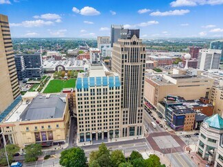 Plus de détails pour 21 E State St, Columbus, OH - Local commercial à louer