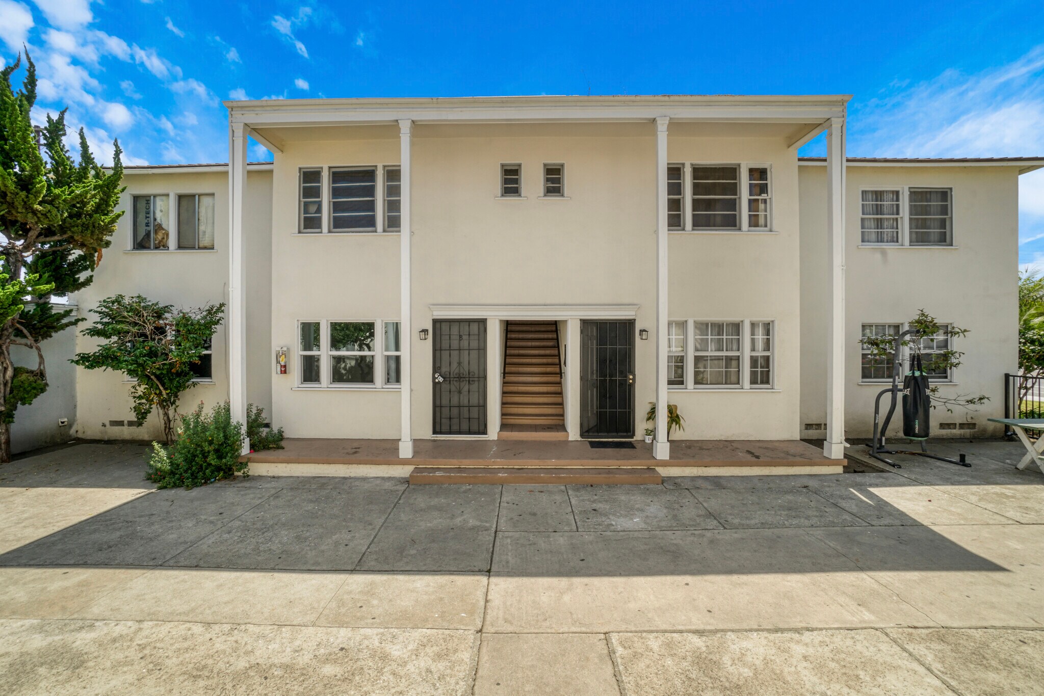 12320 Washington Pl, Los Angeles, CA à vendre Photo de l’immeuble– Image 1 sur 20