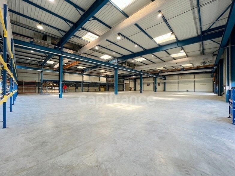 Industriel/Logistique dans Chevanceaux à vendre - Photo de l’immeuble – Image 1 sur 18