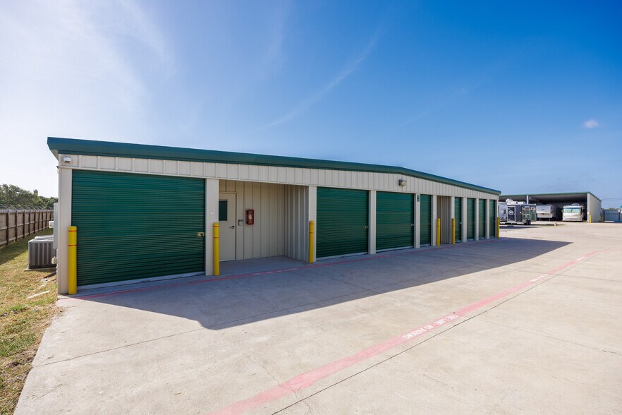 1533 Flour Bluff Dr, Corpus Christi, TX à vendre - Photo de l’immeuble – Image 3 sur 5