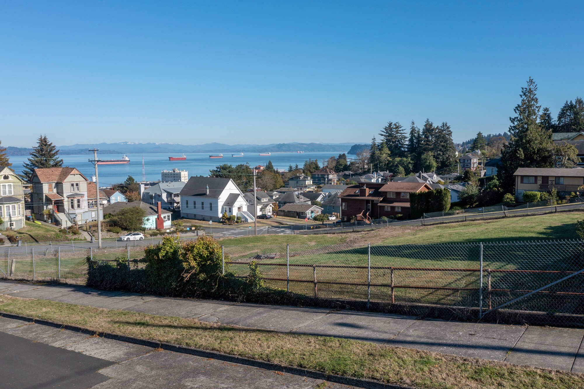 Irving Ave, Astoria, OR à vendre Photo principale– Image 1 sur 18