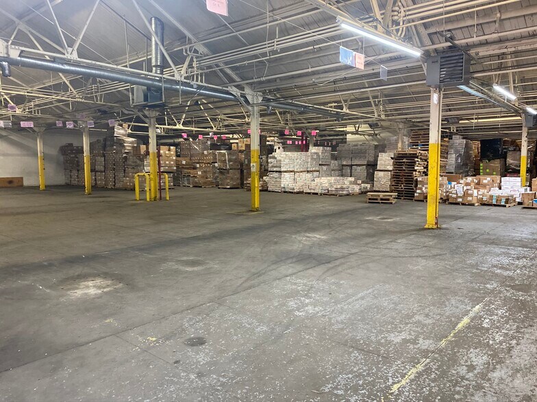 718 S Fulton Ave, Mount Vernon, NY à louer - Photo intérieure – Image 2 sur 9