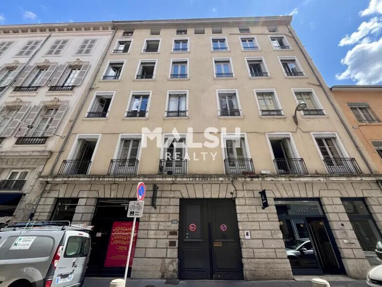 Bureau dans Lyon à louer - Photo de l’immeuble – Image 1 sur 17