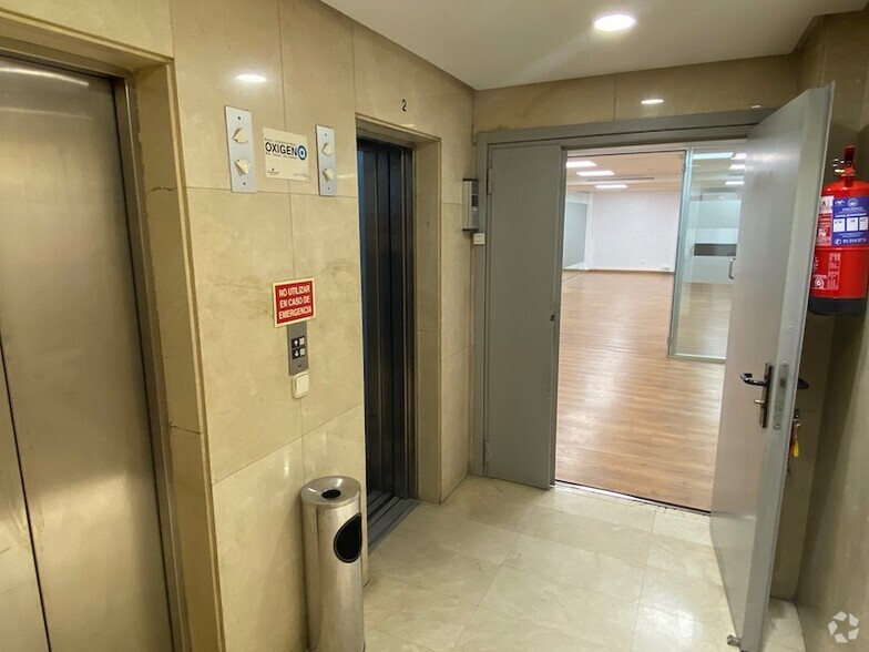 Calle de Ferraz, 50, Madrid, Madrid à vendre - Photo de l’immeuble – Image 3 sur 8