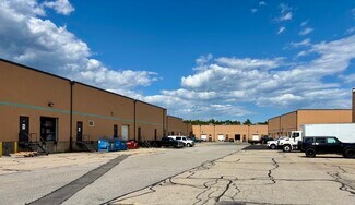Plus de détails pour 300 Oak St, Pembroke, MA - Local d'activités à louer