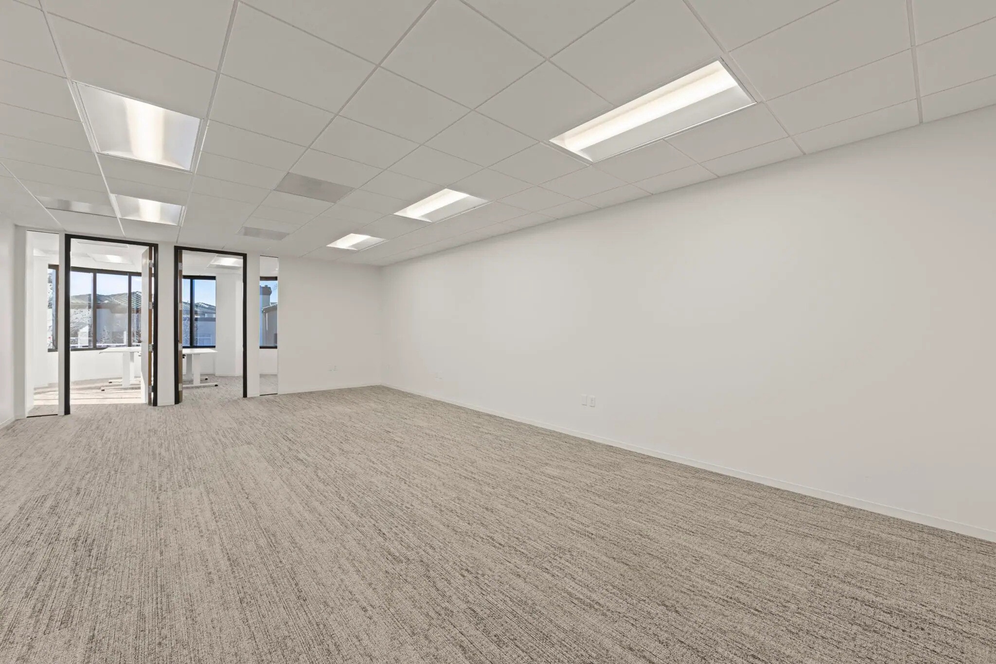 4270 Executive Sq, La Jolla, CA à louer Photo intérieure– Image 1 sur 6