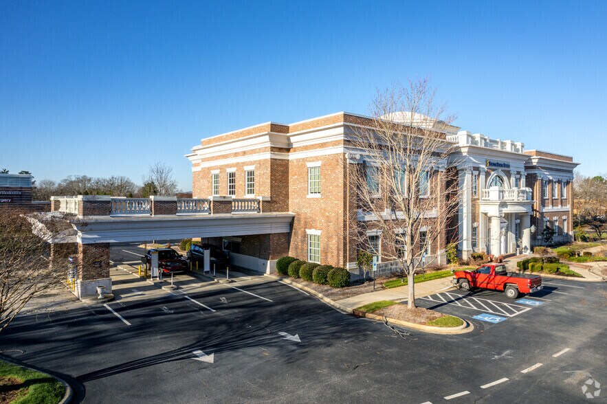 519 S New Hope Rd, Gastonia, NC à louer - Photo de l’immeuble – Image 3 sur 6