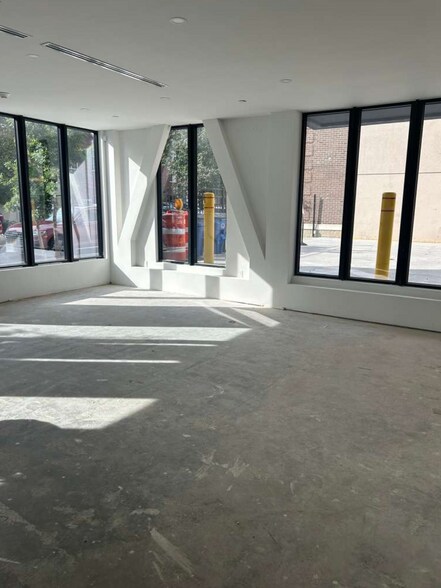 2801 Tilden Ave, Brooklyn, NY à louer - Photo de l’immeuble – Image 3 sur 8