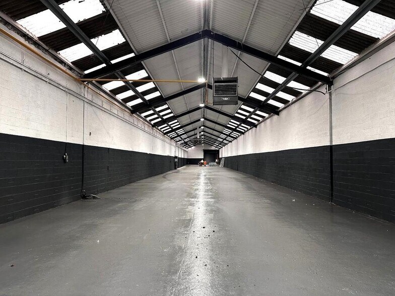 Moor St, Brierley Hill à louer - Photo de l’immeuble – Image 3 sur 9