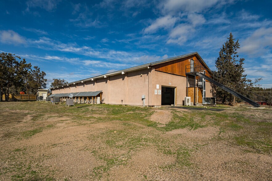 65320 US 20, Bend, OR à vendre - Photo de l’immeuble – Image 3 sur 35