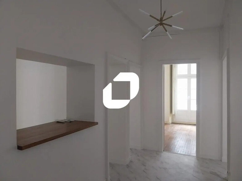 Bureau dans Nantes à louer - Photo de l’immeuble – Image 1 sur 9