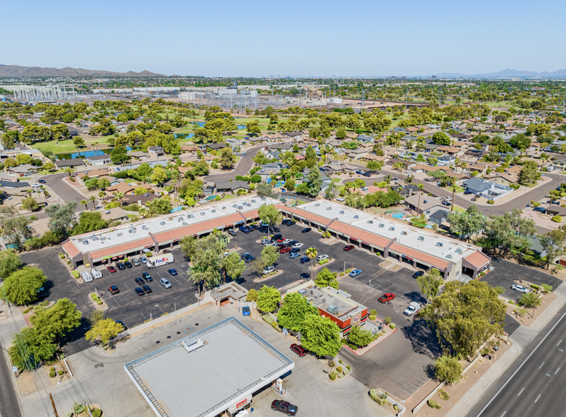 7530 S Rural Rd, Tempe, AZ à louer - Photo de l’immeuble – Image 1 sur 5