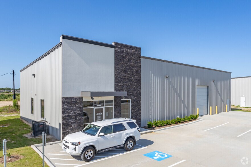 19960 Franz Rd, Katy, TX à vendre - Photo de l’immeuble – Image 2 sur 8