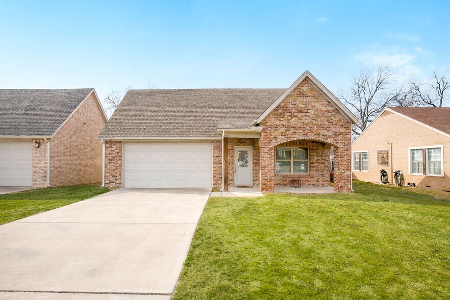 3248 Merida Ave, Fort Worth, TX à vendre - Photo principale – Image 1 sur 1