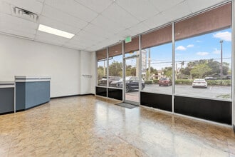 179 College Dr, Orange Park, FL à louer Photo intérieure– Image 1 sur 10