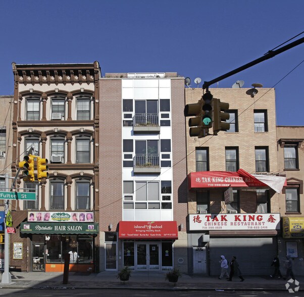 1365 Fulton St, Brooklyn, NY à louer - Photo de l’immeuble – Image 2 sur 5