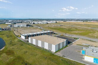 12416 Barlow Trl NE, Calgary, AB - Vue aérienne  vue de carte