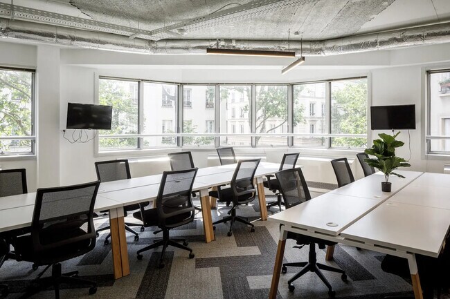 Plus de détails pour 43 Avenue De Clichy, Paris - Coworking à louer