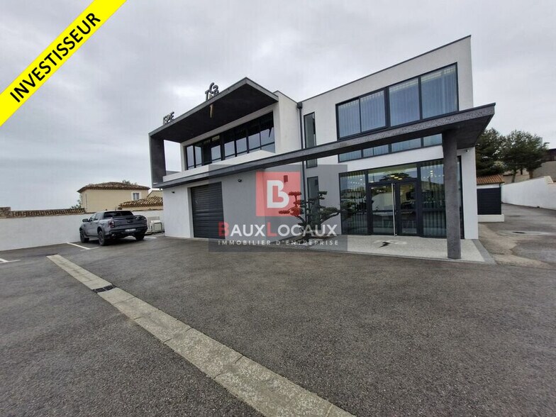 Local d'activités dans Châteauneuf-les-Martigues à vendre - Photo de l’immeuble – Image 2 sur 15