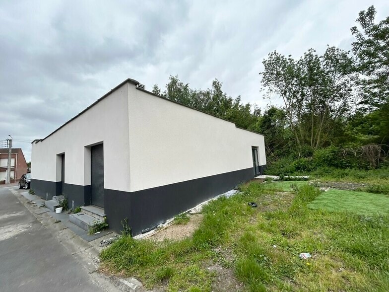 Bureau dans Halluin à vendre - Photo de l’immeuble – Image 3 sur 9