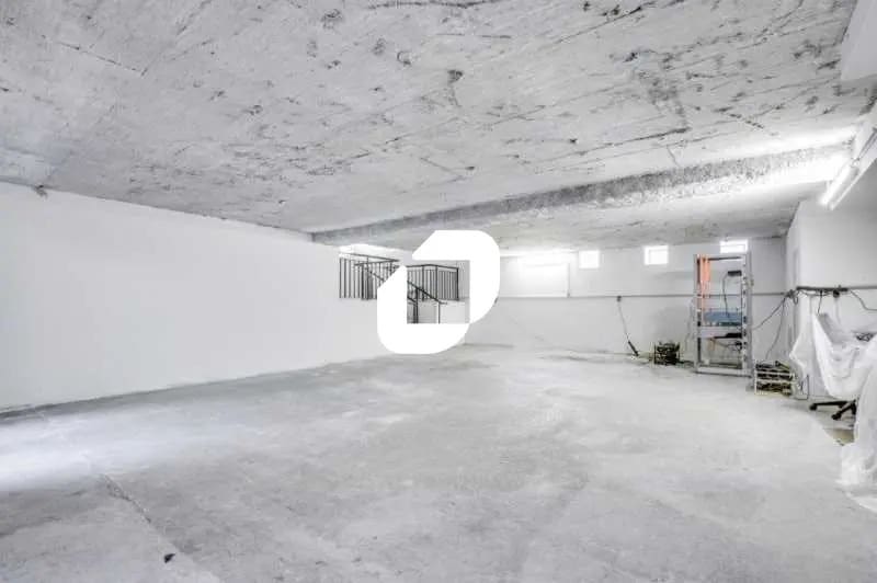 19 Rue Pasteur, Suresnes à louer - Photo de l’immeuble – Image 2 sur 2