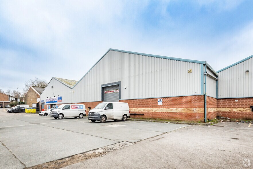 King St, Bolton à louer - Photo de l’immeuble – Image 3 sur 3