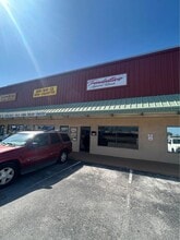 6808 Ridge Rd, Port Richey, FL à louer Photo intérieure– Image 2 sur 7