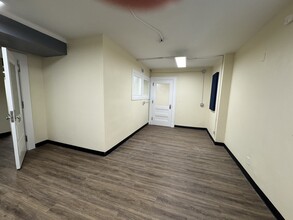 221 E Van Buren Ave, Harlingen, TX à louer Photo intérieure– Image 1 sur 4