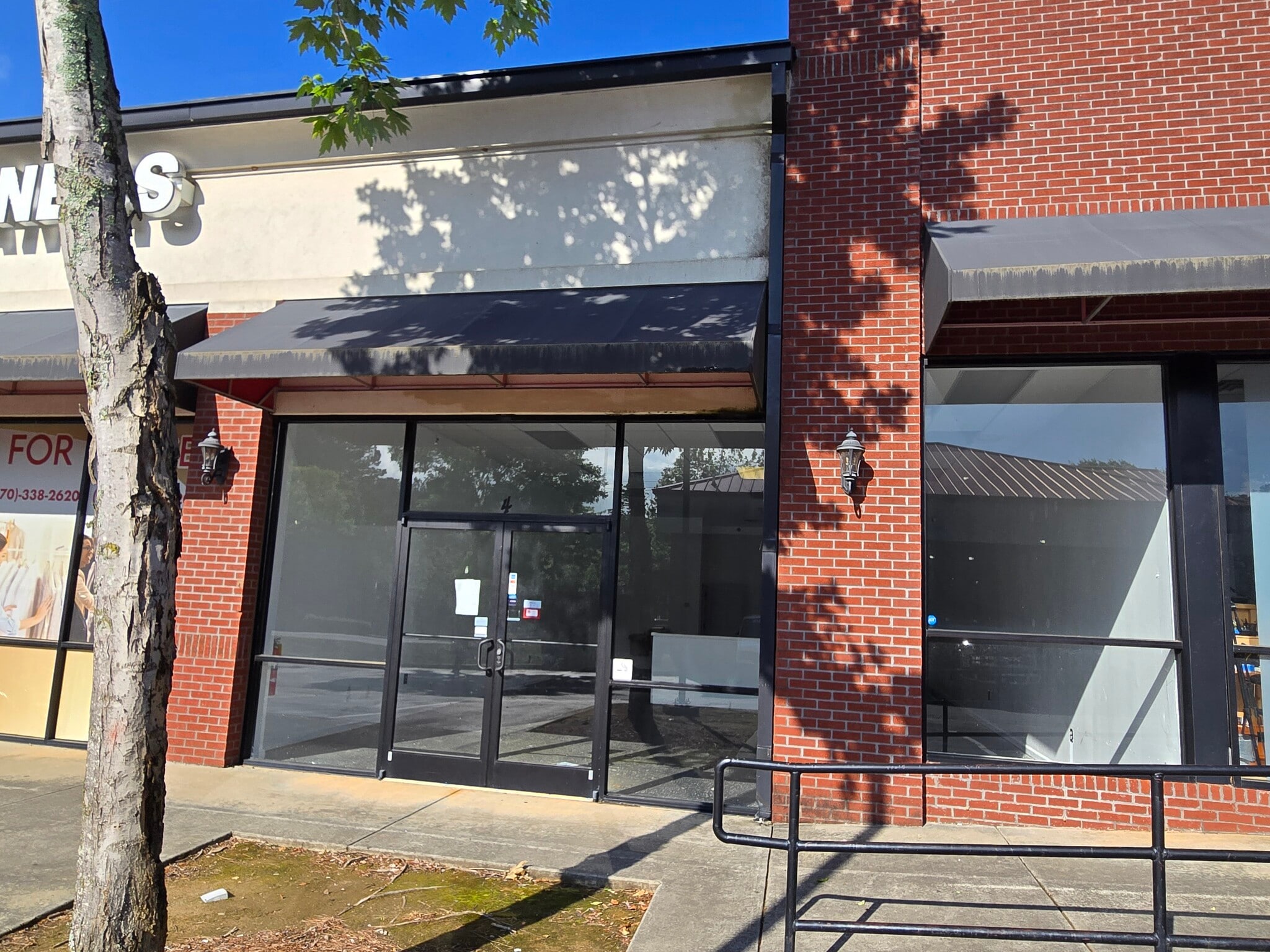 4296 Old Suwanee Rd, Buford, GA à louer Photo de l’immeuble– Image 1 sur 2