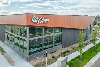 Plus de détails pour 7059 E Lowry Blvd, Denver, CO - Local commercial à vendre