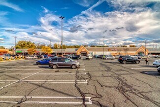 Plus de détails pour 660 Merrill Rd, Pittsfield, MA - Local commercial à louer