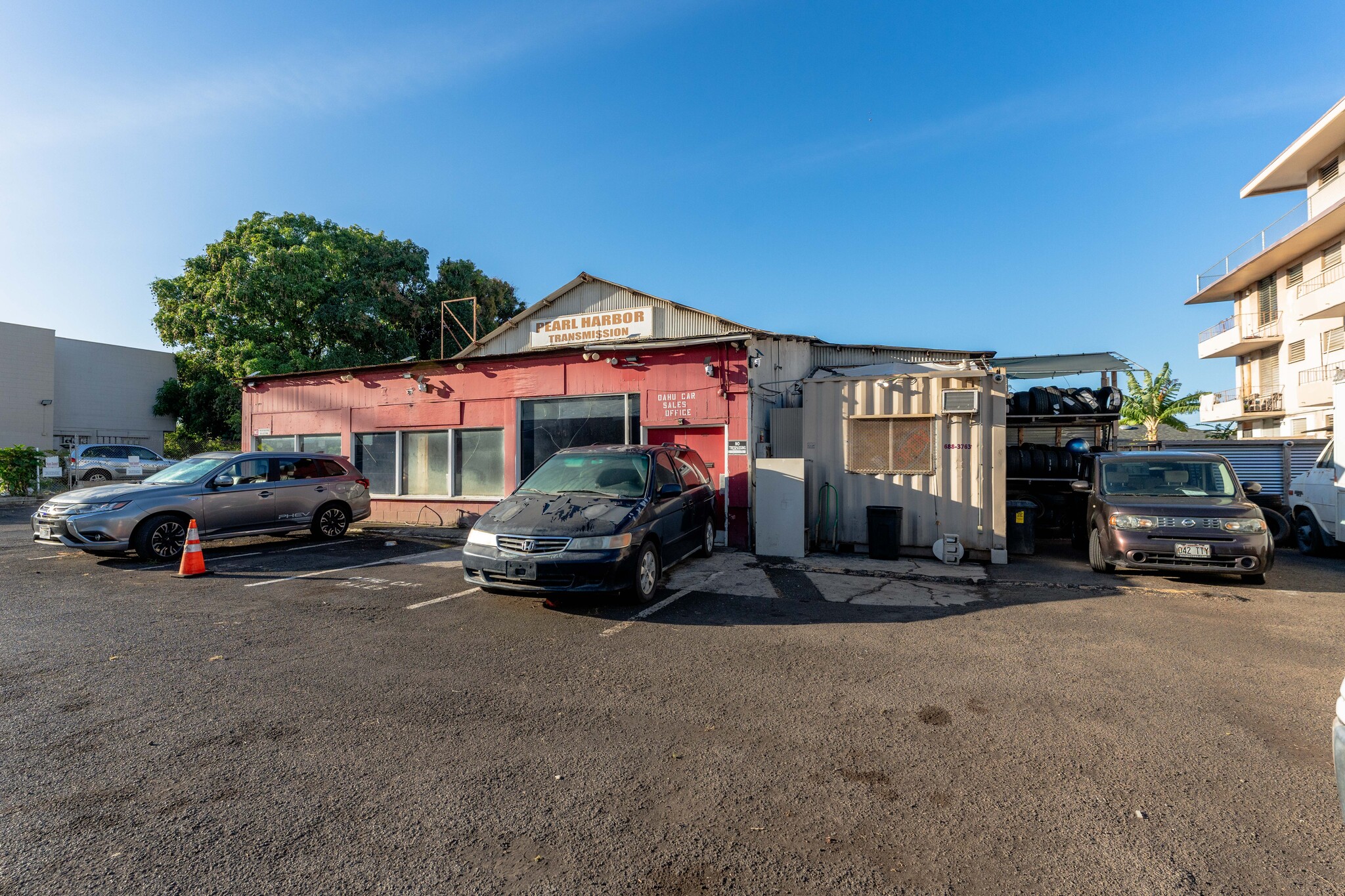 98-391 Kamehameha Hwy, Aiea, HI à louer Photo de l’immeuble– Image 1 sur 16