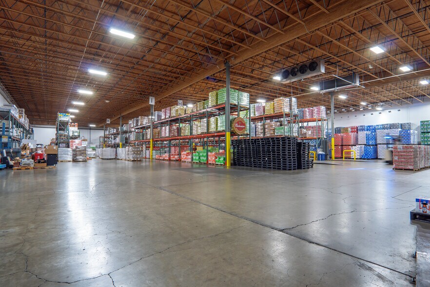 94 W Valley Mall Blvd, Union Gap, WA à louer - Photo intérieure – Image 3 sur 18