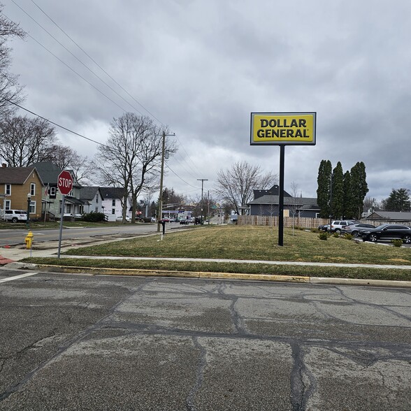 625 S Main St, Kendallville, IN à vendre - Photo de l’immeuble – Image 2 sur 3