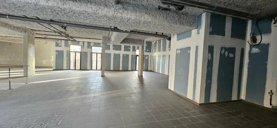 Local commercial dans Drap à vendre - Photo de l’immeuble – Image 3 sur 7