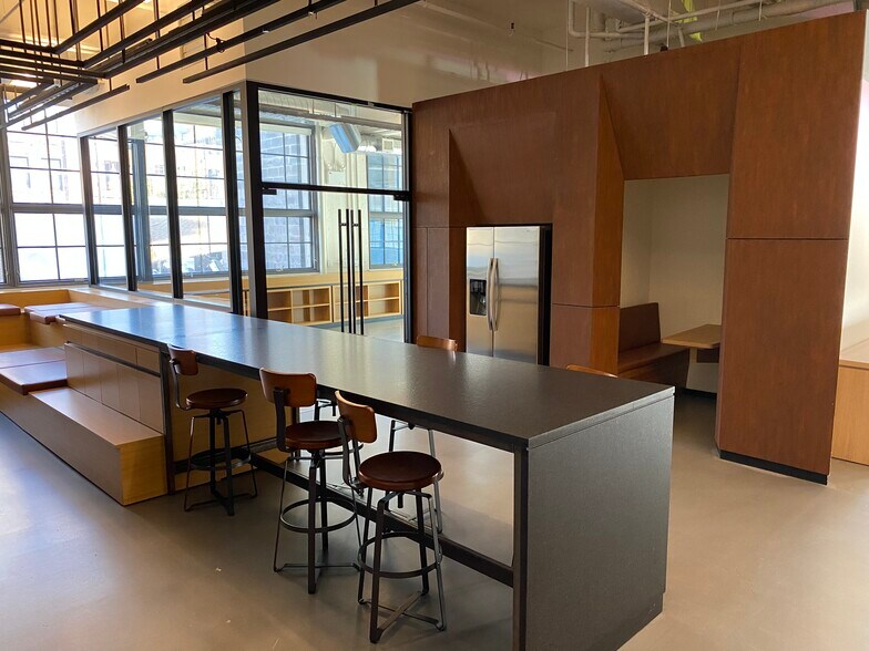 111 N 10th St, Brooklyn, NY à louer - Photo intérieure – Image 3 sur 30