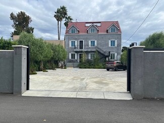 Plus de détails pour 7053 Owensmouth Ave, Canoga Park, CA - Bureau/Local commercial à louer