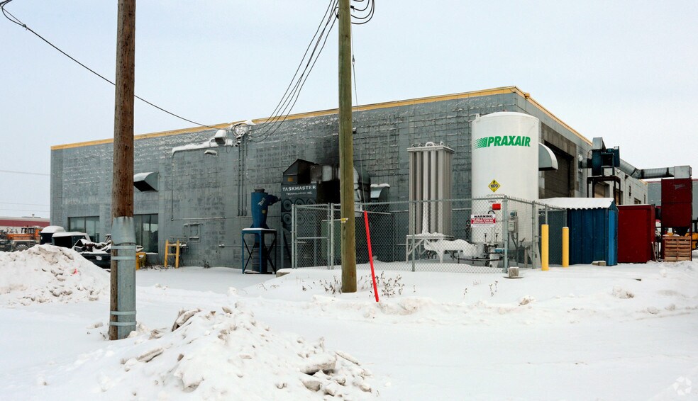 4503 63rd Ave, Leduc, AB à vendre - Photo de l’immeuble – Image 2 sur 3