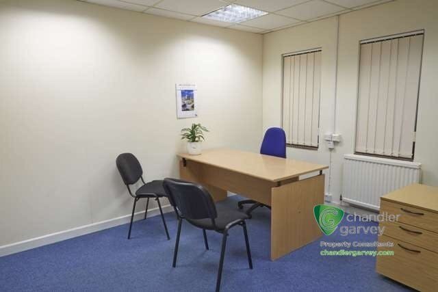 1 Edison Rd, Aylesbury à louer - Photo de l’immeuble – Image 3 sur 11