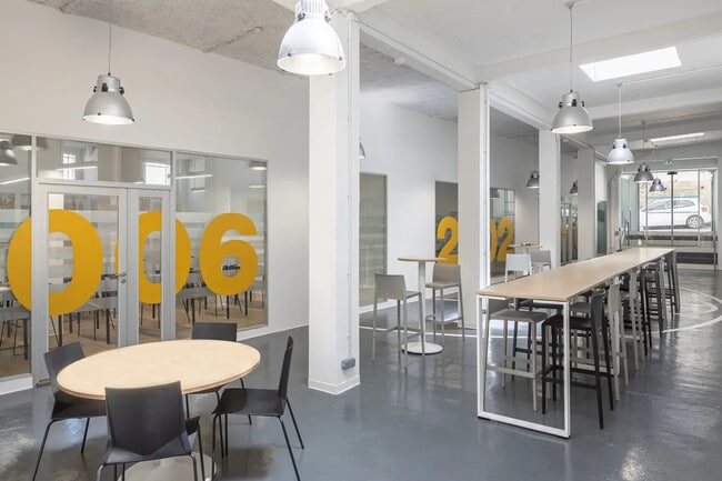 Plus de détails pour Local commercial à vendre