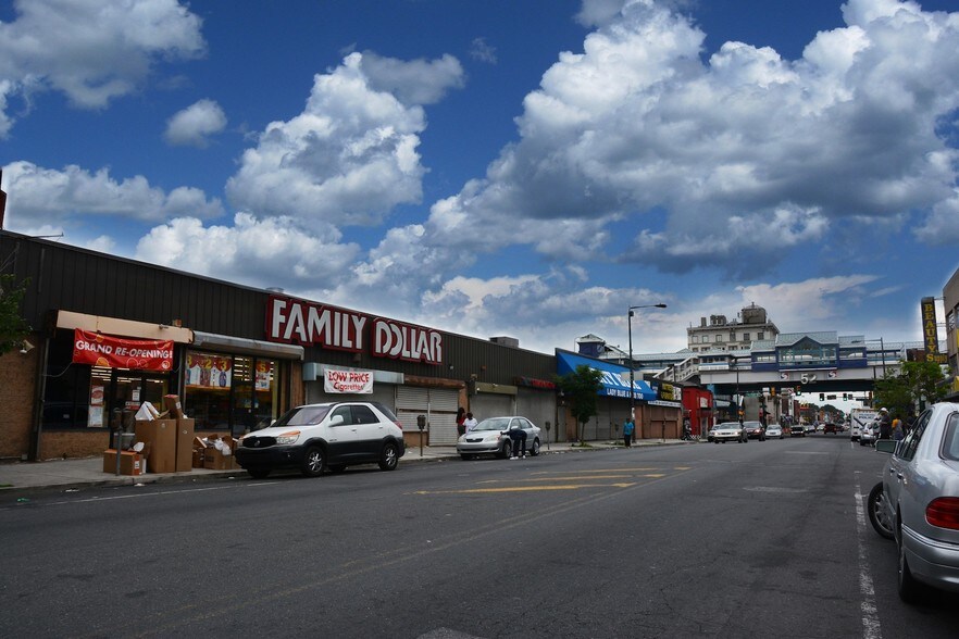 21 N 52nd St, Philadelphia, PA à louer - Photo principale – Image 1 sur 7