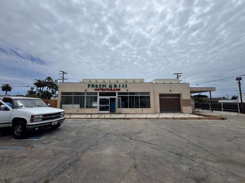 1946 E Thompson Blvd, Ventura, CA à vendre - Photo de l’immeuble – Image 2 sur 3