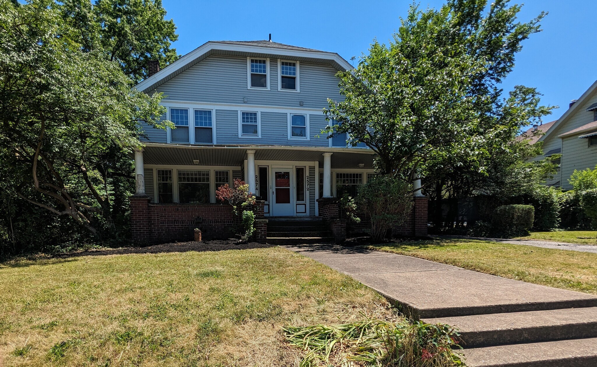 2572 Mayfield Rd, Cleveland Heights, OH à vendre Photo principale– Image 1 sur 22