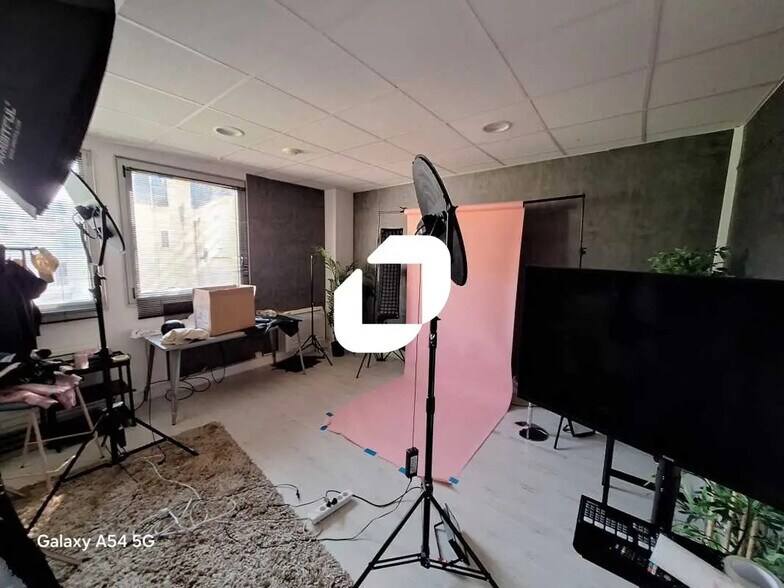 Bureau dans Boulogne-Billancourt à louer - Photo de l’immeuble – Image 1 sur 8